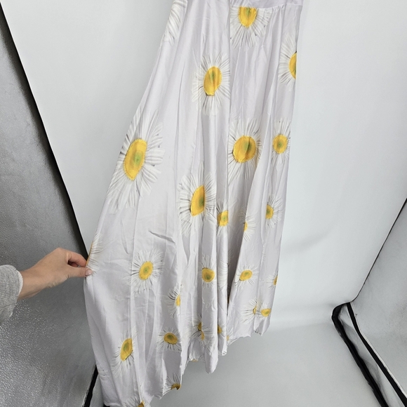 Mar a Mar silver dandilioan long puff sleeve dress size small - Picture 4 of 7